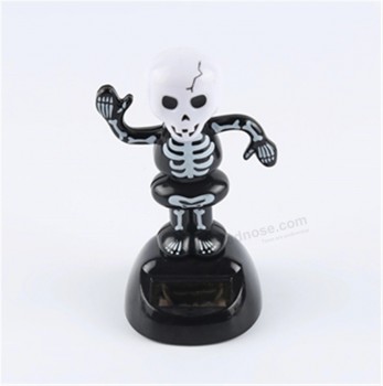 Solare Scuotendo La Testa Bambola Solare Oscillante Fantasma Auto Decorazione Cartone Animato Auto Bambola Auto Regalo di Halloween Migliore Vendita per Regalo