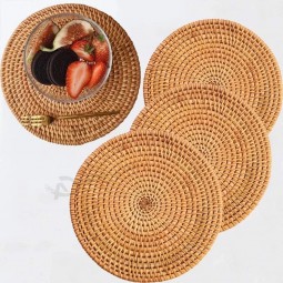 Tovagliette in rattan naturale intrecciato a mano per tavolo da pranzo, tappetini decorativi resistenti al calore per coutertop da cucina, diametro rotondo 35 cm