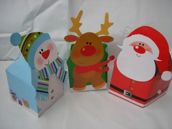 小さなクリスマスギフト段ボール箱のセット