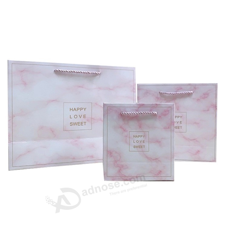 Luxury Custom Print Kraft Paper with Varnish Paper Gift Packaging Shopping Bag/Paper Bag/Paper Gift Bag