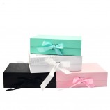 Cosmetici in cartone pieghevole di lusso personalizzati Trucco Gioielli Vestiti Confezione regalo in carta magnetica per la festa di nozze Confezione regalo per festival con nastro