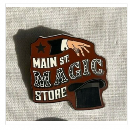 Disneyland Twenty Eight & Main Mystery Pin - Main Street Magic Store Ltd Lanzamiento