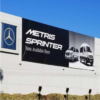 Banners de vinilo de exterior de gran formato personalizados con ojales
