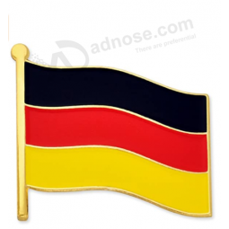 PinMart World Flag Épinglette en émail