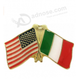 Gekruiste vlaggen - Verenigde Staten van Amerika en Italië - emaille pin