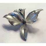 Spilla per orchidea tono argento grande vintage