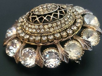 VINTAGE SCHRAGER FIRMATO GRANDE CUPOLA STRASS SPILLA PIN