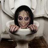 Molezu Horror Duivel Masker met Lang Haar,Eng Uitdaging Spelletjes Kwaad Kostuum Halloween Griezelig Cosplay Feest Decoratie Rekwisieten