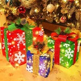 Paquete de 3 60 Cajas de Regalo LED Iluminadas para Navidad Decoración Enchufe en Copos de Nieve Caja de Regalo con Agujas de Pino Decoraciones Navideñas Casa Interior Exterior Árb