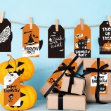 200Pcs Halloween Papier Cadeau Tags Happy Halloween Kraft Tags Trick or Treat Hanging Label Spooky Favor Tag avec 131 pieds ficelle pour les arts du bricolage