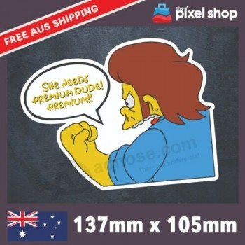 그녀는 프리미엄 Dude 스티커 뱀 Simpsons 창문 범퍼 재미있는 자동차 데칼 JDM이 필요합니다