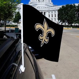 NFLタンパベイバッカニアーズ - 赤い車の旗のヘルメット、付属のポール、16 x 19.5 