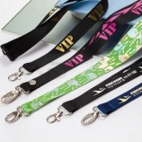 Longes en polyester personnalisées Sangle de cou d’impression en couleur avec logo Porte-clés personnalisé avec porte-cartes Disney Approval Factory
