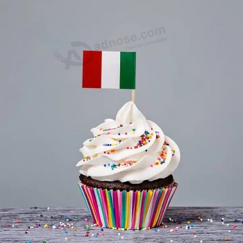 Pastel de taza Newell país en blanco etiquetado de bebidas a cuadros bandera de palillo de dientes personalizado palillo de dientes de bambú con bandera de papel
