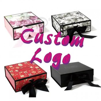 Logo personalizzato all'ingrosso Lusso pieghevole Magnete Nero abbigliamento Confezione regalo di carta con nastro magnetico Confezione regalo