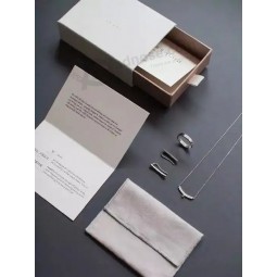 benutzerdefinierte kleine Papierpappe Ring Schublade Verpackung Schmuck Geschenk Box Und Tasche mit Logo gedruckt