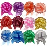 Cadeaux de fête de Noël imprimés sur mesure Ruban en plastique poly métallique solide Grand arc de traction géant pour porte de voiture