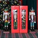 Venta al por mayor Cascanueces de Navidad de madera tradicional de 12 pulgadas más vendido para regalo de Navidad