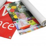 Banner de PVC personalizado 13oz Banner de letrero de PVC resistente Ojales de metal para celebrar la dirección publicitaria