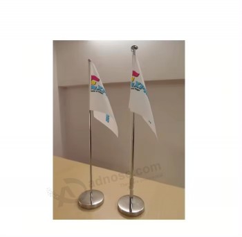 테이블 스탠드 사무실 깃발, 삼각형 새틴 페넌트 깃발 고품질 및 모든 크기