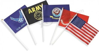 Paquet de 50 drapeau de l’armée américaine américaine, petit mini drapeau tenu à la main drapeau bâton drapeau, adapté aux célébrations militaires américaines et aux fêtes de l’arm