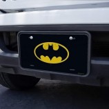 GRÁFICOS & MÁS Batman Clásico Escudo de murciélago Logotipo Novedad Metal Etiqueta de vanidad Placa de matrícula