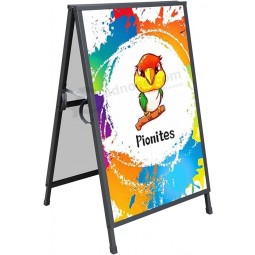Heavy Duty Slide-in pieghevole A Frame Segno Marciapiede 24x 36 pollici Pannello sandwich Acciaio Metallo Doppio lato Cartello per pavimentazione ondulato