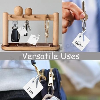 100 stuks sleutelhangers witte plastic ophanglabels met metalen karabijnhaken, tags voor sleuven sleutelkasten dozen kluisjes stevig mat