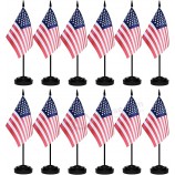 Paquet de 12 drapeaux de bureau des États-Unis, États-Unis petite Mini Table de bureau drapeaux avec poteau noir solide de 12 po, base noire et dessus de lance