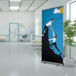 Стандартная выдвижная подставка для баннера 33,5 x 80 дюймов с мягкой оксфордской сумкой